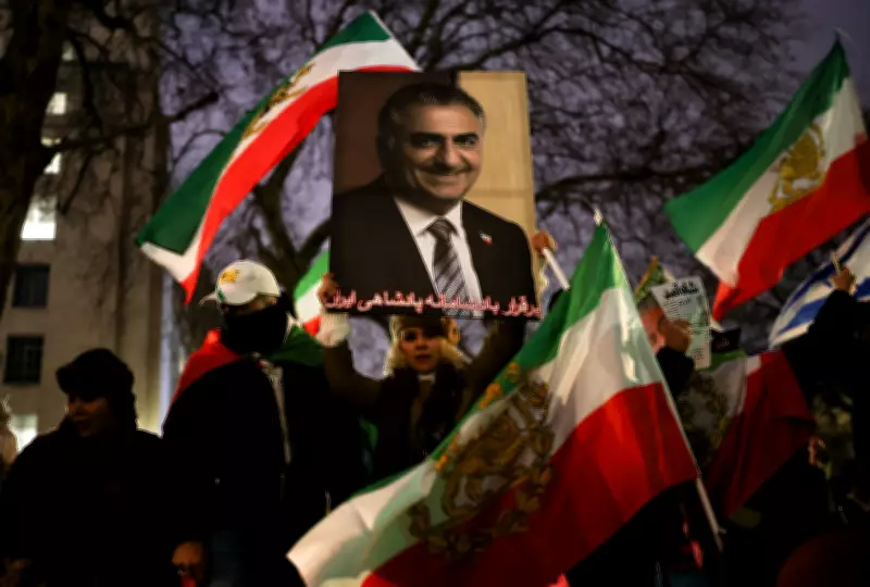 Reza Pahlavi afirma que 'momento de voltar às ruas está próximo' após ataques ao Irã