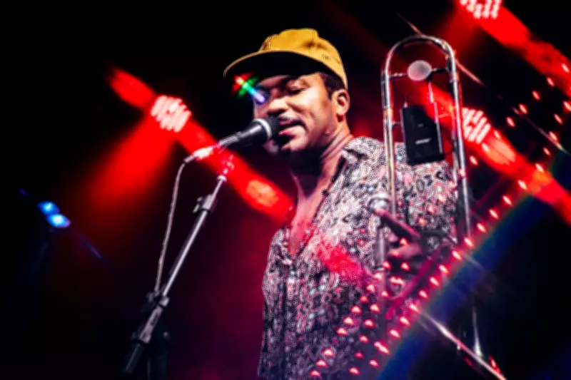 Rio de Janeiro mantém clima de carnaval com programação cultural diversificada no pós-folia