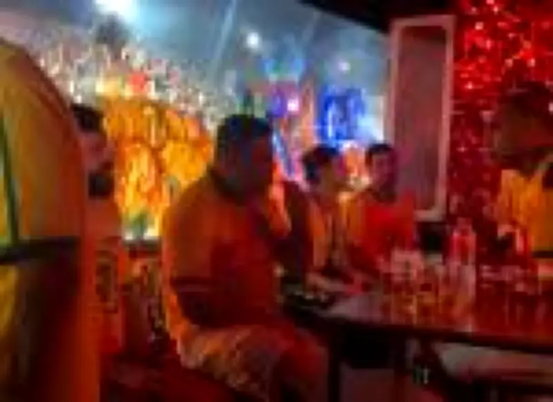 Ronaldo Fenômeno ignora desfile em homenagem a Lula no Carnaval do Rio