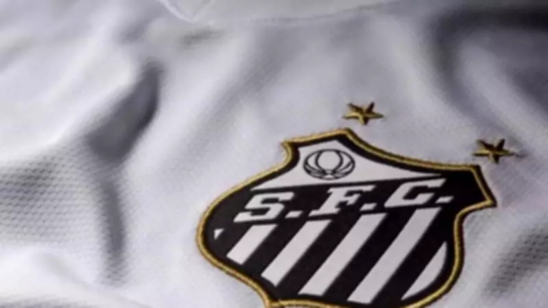 Santos sofre transfer ban da Fifa por dívida milionária com clube português