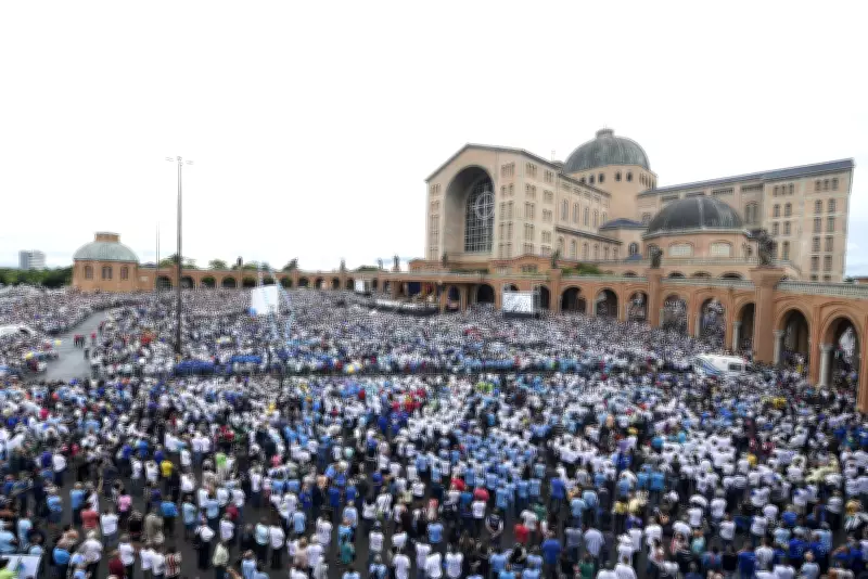 Santuário de Aparecida atinge recorde com 100 mil homens no Terço dos Homens