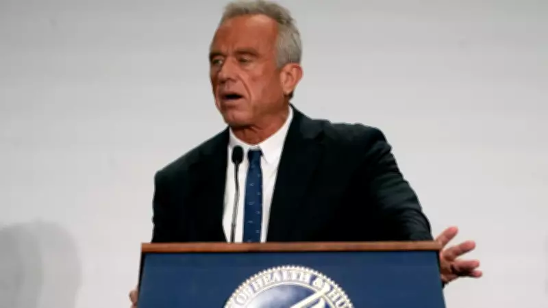 Secretário de Saúde dos EUA revela passado de vício: 'Cheirava cocaína em tampas de vaso'