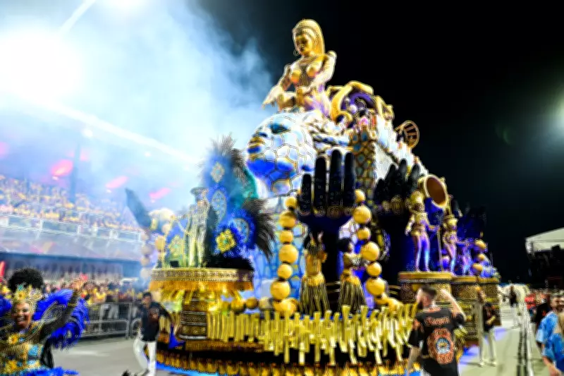 Segunda Noite de Desfiles no Sambódromo do Anhembi Encanta com Sete Escolas de Samba