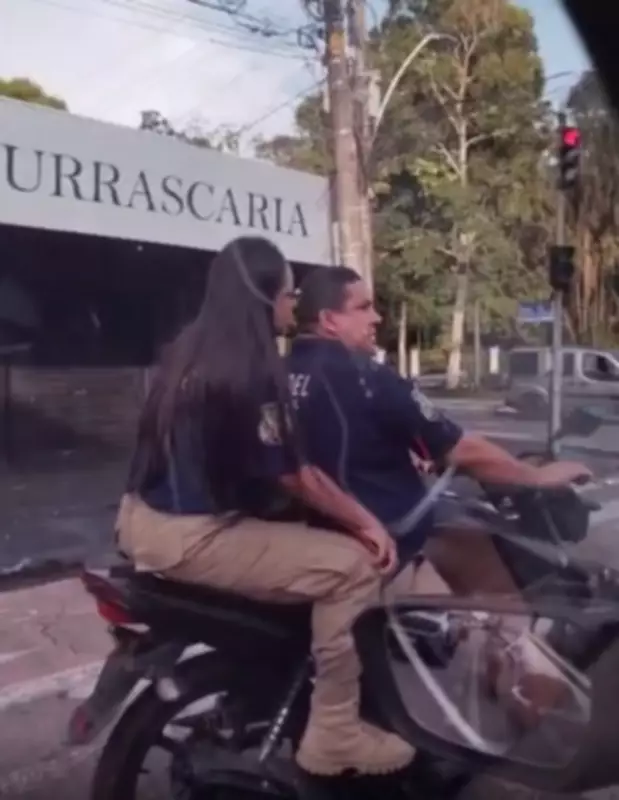 Servidores de Belém são exonerados após flagra sem capacete em moto sem placa