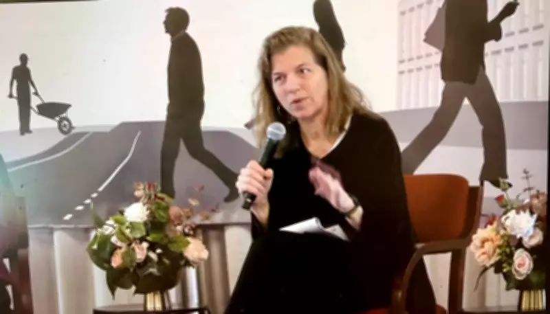 Socióloga alerta sobre riscos da IA substituir conexões humanas no trabalho e educação