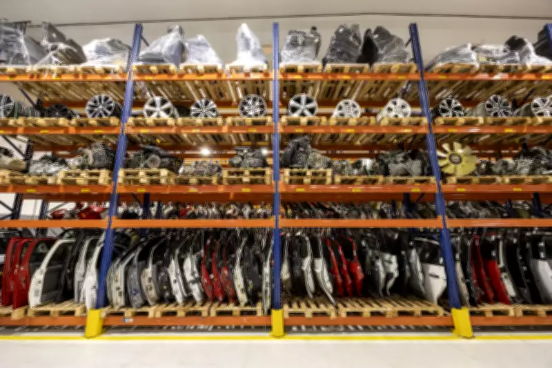 Stellantis desmonta 600 carros em centro de reciclagem pioneiro no Brasil