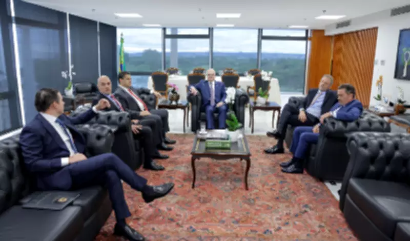 STF retoma julgamento sobre 'penduricalhos' e debate teto salarial de servidores