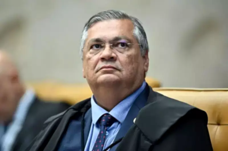 STF suspende 'penduricalhos' ilegais no serviço público por determinação do ministro Flávio Dino
