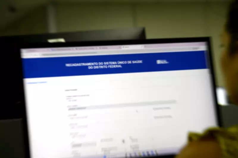 SUS do Distrito Federal convoca usuários para atualização cadastral urgente