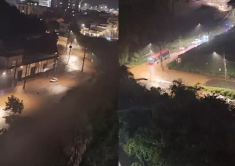 Temporal em Juiz de Fora deixa ruas alagadas e causa ilhamento de veículos e pessoas