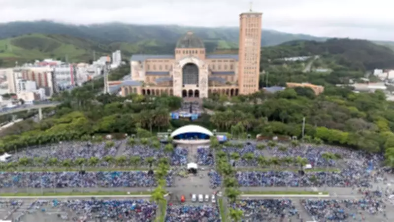 Terço dos Homens: a história da maior romaria do Santuário de Aparecida