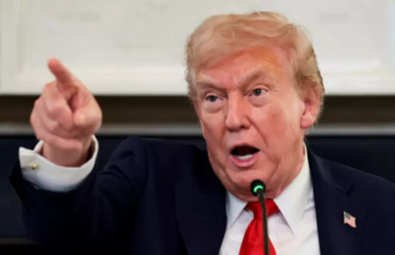 Trump ameaça ataque militar ao Irã e cogita mudança de regime em Teerã