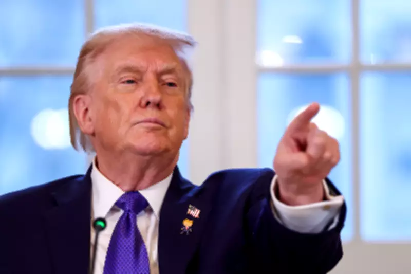 Trump eleva tarifa global de 10% para 15% sobre importações, incluindo produtos brasileiros