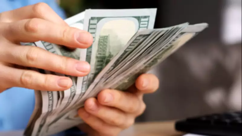 Turista americana tem celular furtado no Rio e perde US$ 40 mil em conta bancária