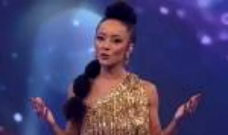 TV Globo é criticada por transmitir Carnaval de SP de estúdio, e não do Sambódromo