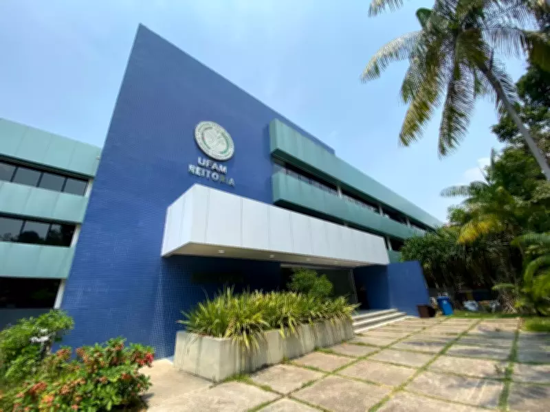 Ufam abre mais de 40 vagas em concurso público com salários de até R$ 6,3 mil