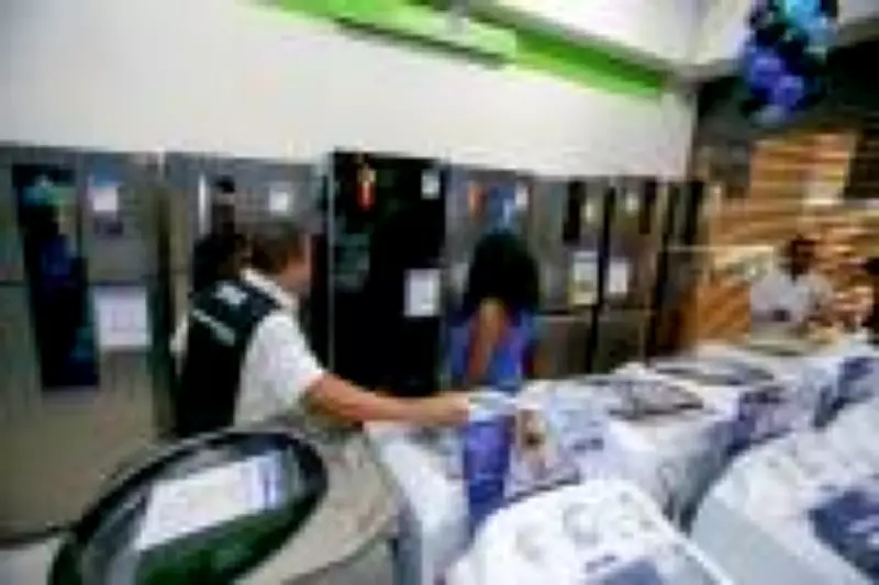 Varejo brasileiro inicia 2026 com crescimento moderado e disparidade entre setores