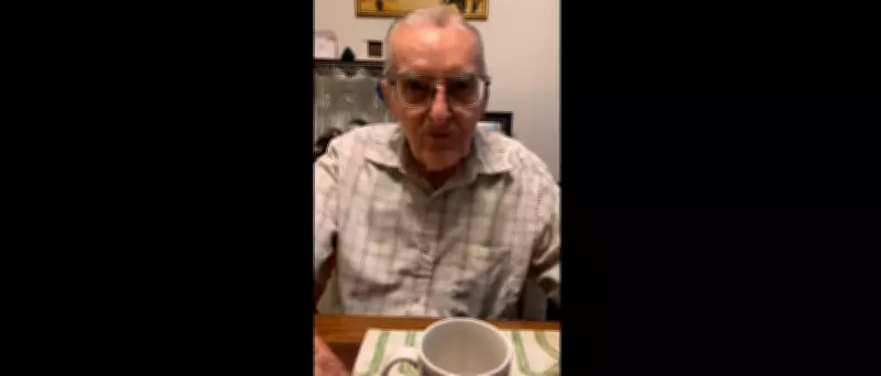 Vídeo de avô vendendo colar para neta doente é fake; golpe usa IA e imagens antigas