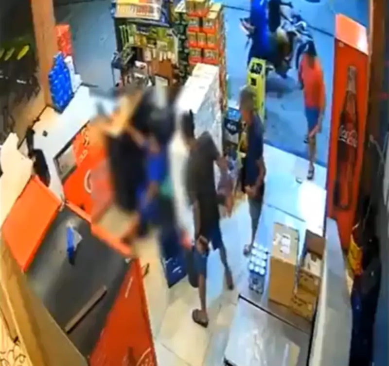 Vídeo mostra execução dentro de loja de conveniência no Norte do Rio de Janeiro