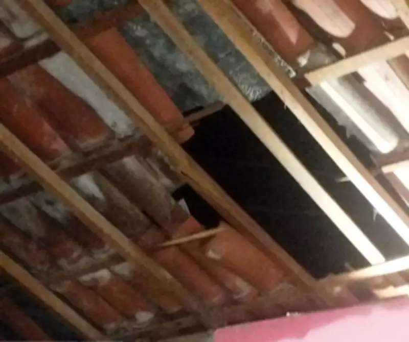 Vento arranca telhado e destrói imóveis em Apodi, RN; criança tem ferimentos leves