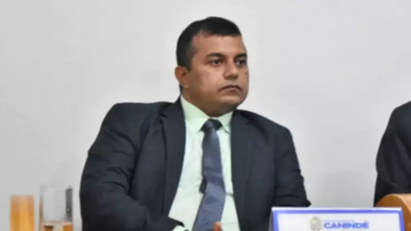Vereador de Canindé é preso por agressão contra companheira e solto após audiência de custódia