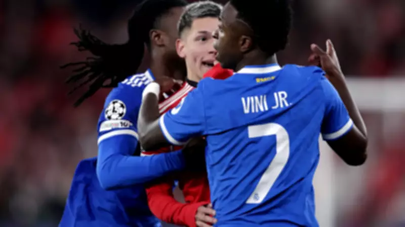 Vinicius Junior denuncia insultos racistas em jogo da Champions League contra Benfica