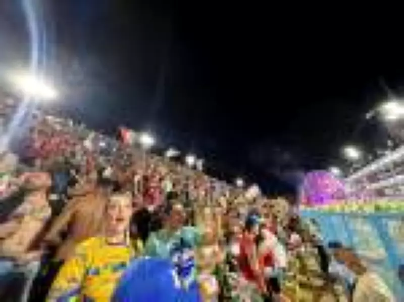 Virginia Fonseca estreia como rainha de bateria da Grande Rio e divide opiniões na Sapucaí