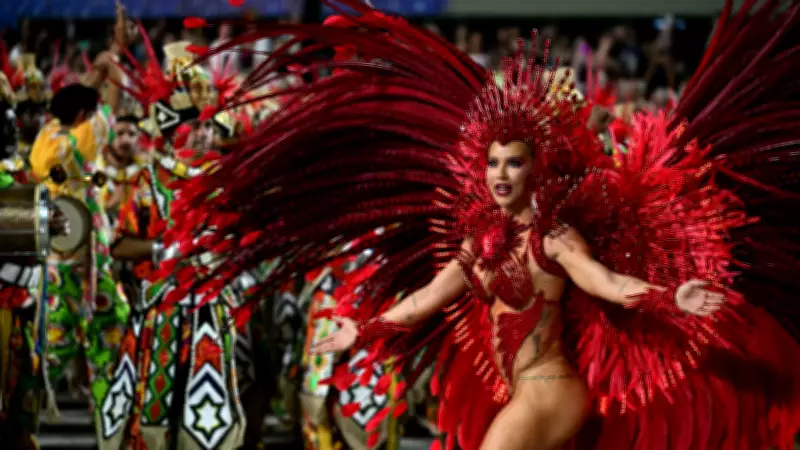 Virginia Fonseca revela turbilhão de emoções após estreia como rainha de bateria da Grande Rio