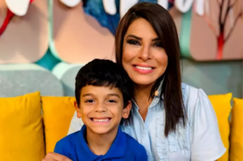 Visita do filho emociona Mara Maravilha durante internação em São Paulo