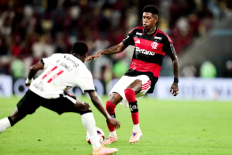 Vitão enfrenta ex-clube após venda recorde: Flamengo x Inter no Brasileirão