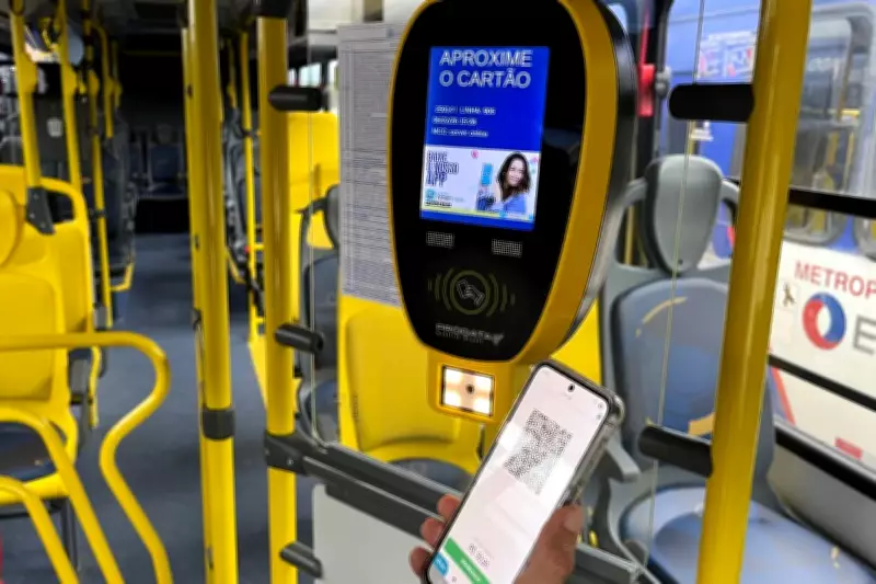 VLT e ônibus da Baixada Santista ganham bilhetagem eletrônica com cartão digital e QR Code