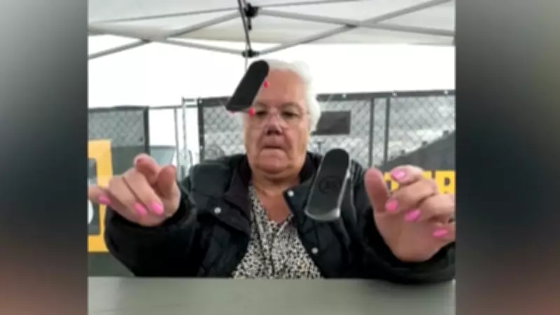 Vovó radical encanta a internet com manobras de skate usando apenas os dedos