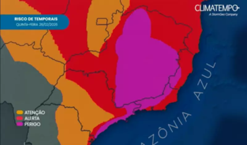 ZCAS ameaça Rio de Janeiro com temporais persistentes e risco de desastres naturais