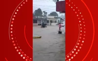 Chuvas intensas na Bahia deixam rastro de destruição e alerta laranja em todo o estado