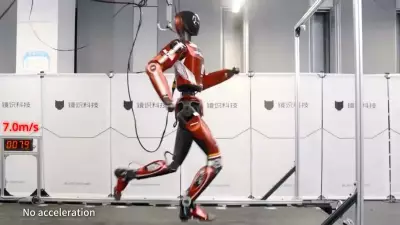 Empresa chinesa lança robô humanoide mais rápido do mundo, rivalizando com Usain Bolt