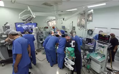 Gêmeas siamesas passam por terceira cirurgia de separação no HC de Ribeirão Preto