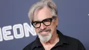 Ator Robert Carradine, de 'A Vingança dos Nerds', morre aos 71 anos após luta contra transtorno bipolar