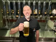 Bar em Rio Preto usa IA para criar chopps alemães e conquista medalhas em concursos