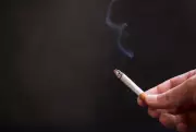 Briga por cigarro leva a agressão contra criança e ameaça com faca em Governador Valadares