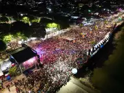 Carnaval 2026 em Santarém: 60 mil pessoas lotam orla no Circuito Tapajônico