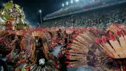 Carnaval de São Paulo 2026: atrasos, tecnologia e homenagens marcam primeira noite