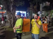 Carnaval do Recife mistura sexta-feira 13 com fantasias de terror e homenagem ao filme 'O Agente Secreto'