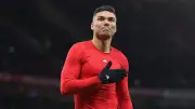 Casemiro Responde em Campo: De Criticado a Decisivo no Manchester United