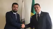 Castro planeja convencer Flávio Bolsonaro sobre sucessão no Rio após Carnaval