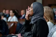 Deputada Ilhan Omar acusa Trump de 'matar americanos' em discurso inflamado sobre imigração