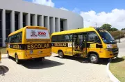 Detran-PB reprova 15 ônibus escolares em João Pessoa por falta de licenciamento e segurança