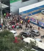 Dupla tenta assaltar mulher em Belém, sofre agressão popular e é presa pela polícia