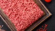 Erros ao congelar carne moída: como evitar queimaduras e perda de sabor