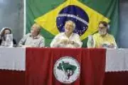 Escola de samba de SP que homenageia MST recebeu R$ 250 mil do governo Lula