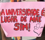 Estudante quilombola é expulsa de aula na UFPA por estar com filho de sete meses no colo